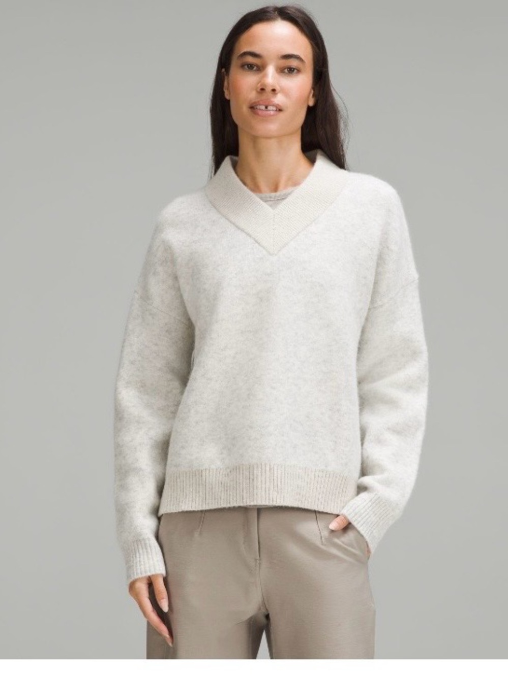 Lululemon Women’s Alpaca Wool-Blend V-Neck Sweater - Cream - Size Small (XS fit)